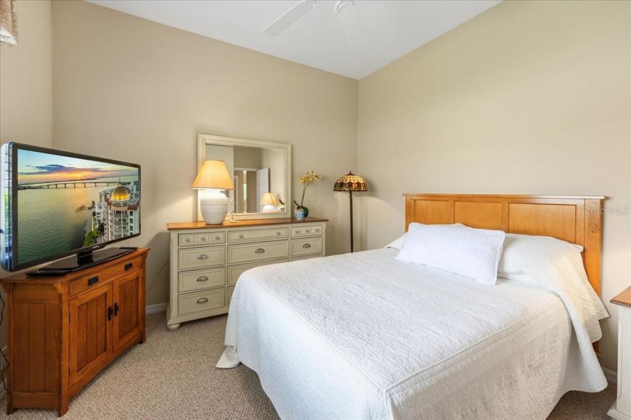 6914 Treymore Court, Sarasota, FL 34243 Photo