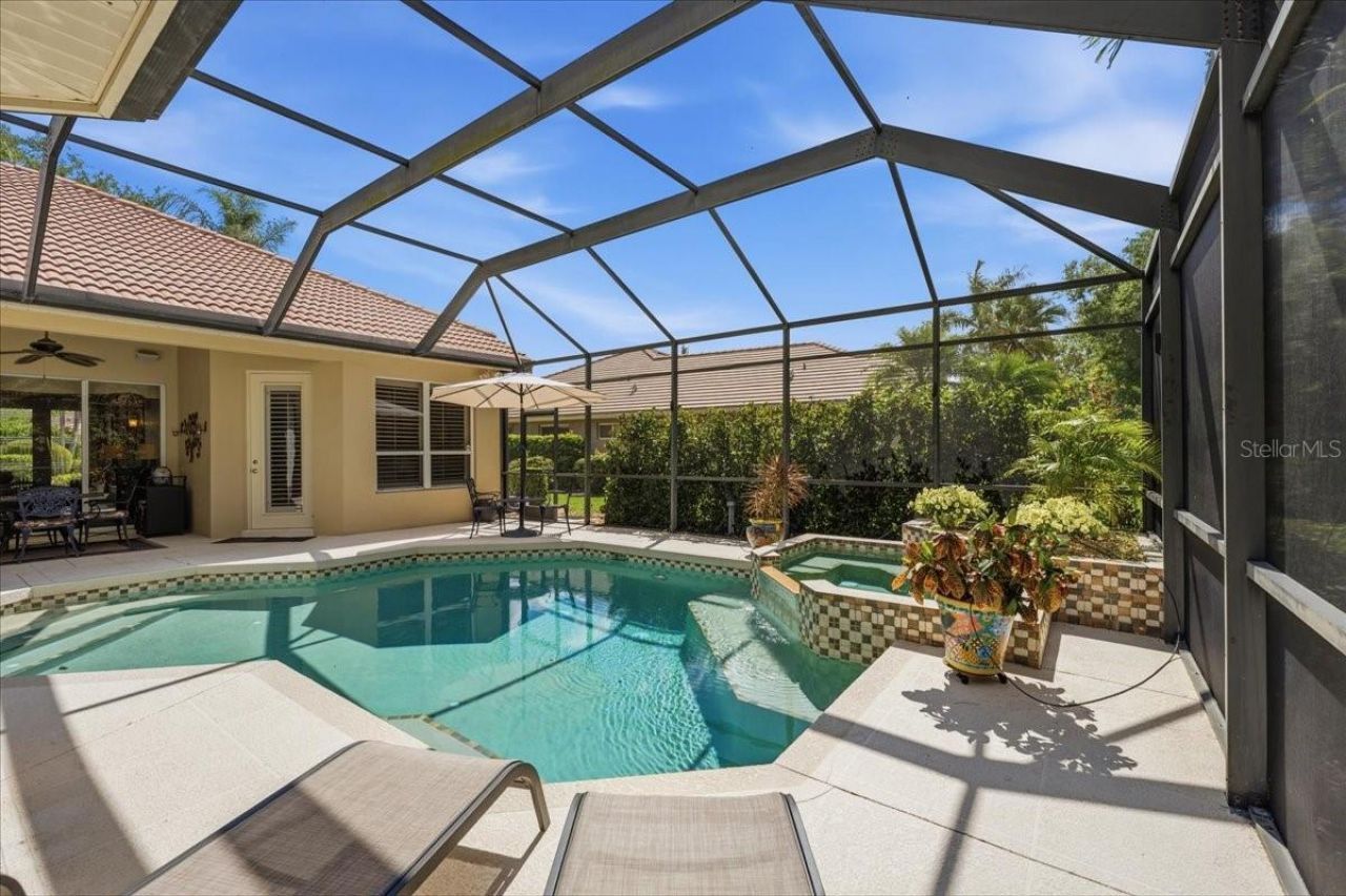 6914 Treymore Court, Sarasota, FL 34243 Photo