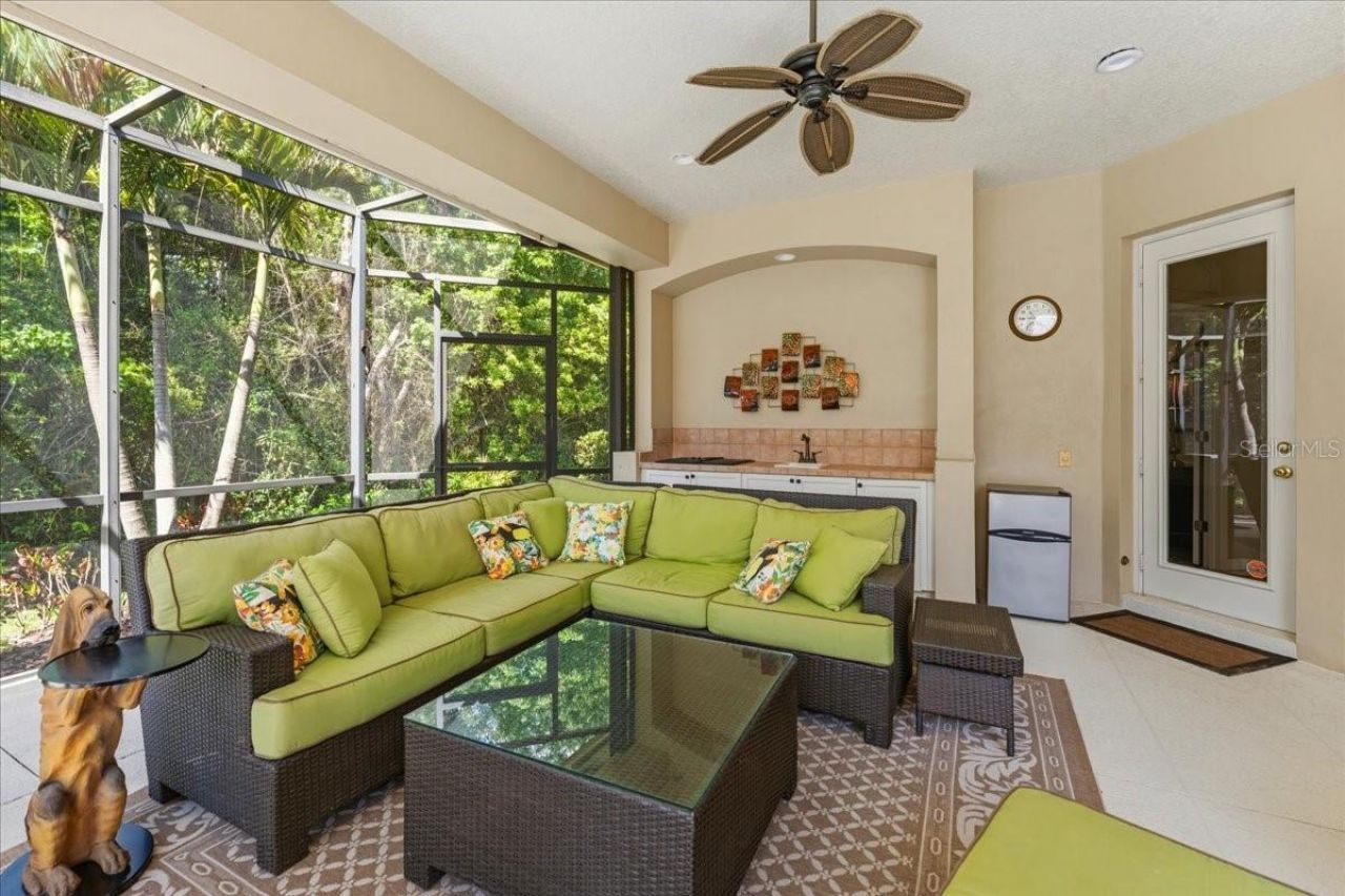 6914 Treymore Court, Sarasota, FL 34243 Photo