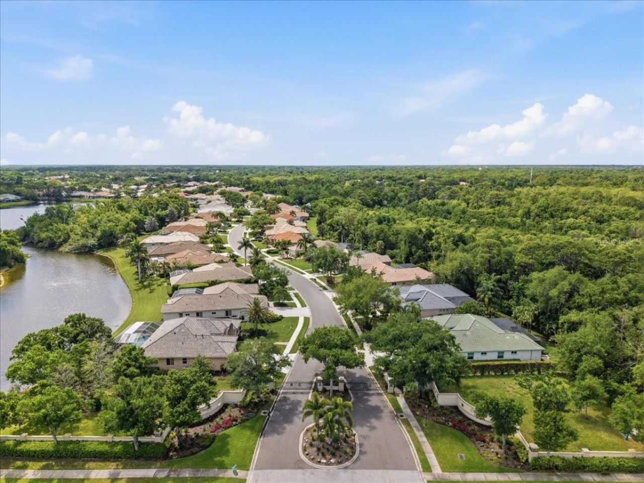 6914 Treymore Court, Sarasota, FL 34243 Photo
