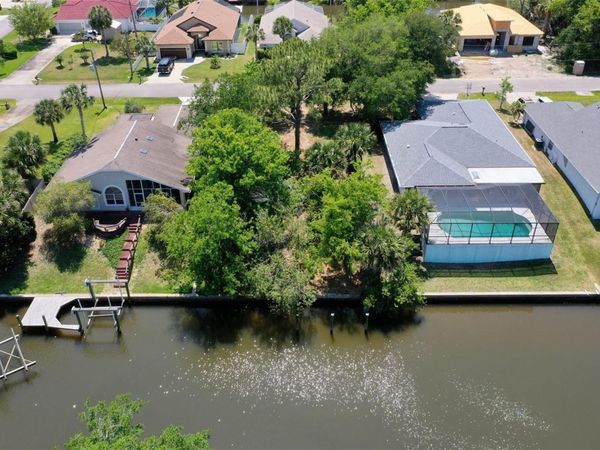 6 CORONA COURT , PALM COAST, FL 32137