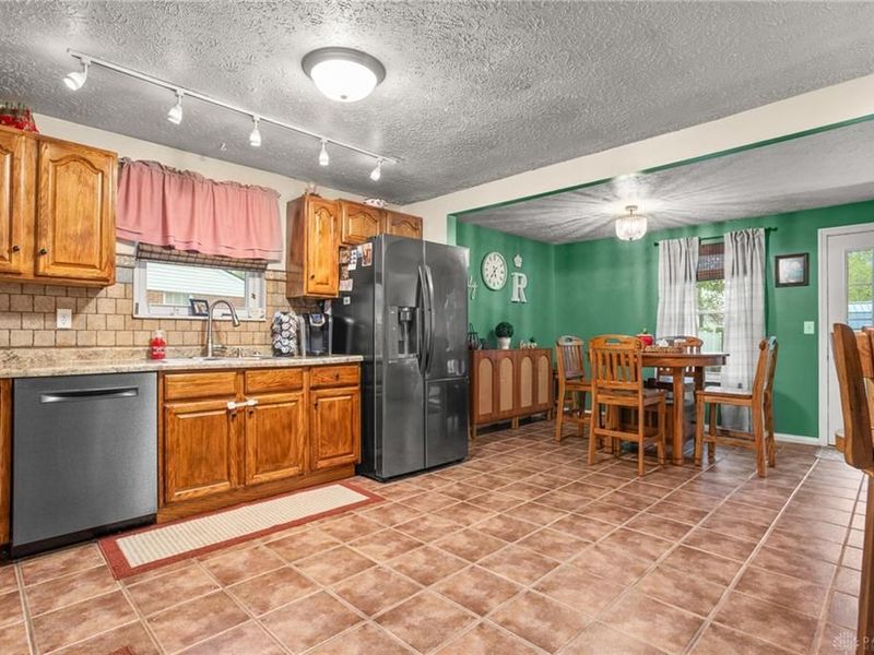 5457 Woodgate Drive, Dayton, OH 45424 Photo 13