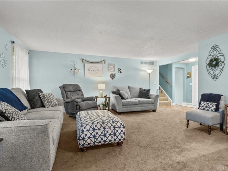 5457 Woodgate Drive, Dayton, OH 45424 Photo 9