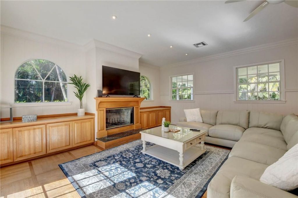 302 NW 11th Street, Delray Beach, FL 33444 Photo