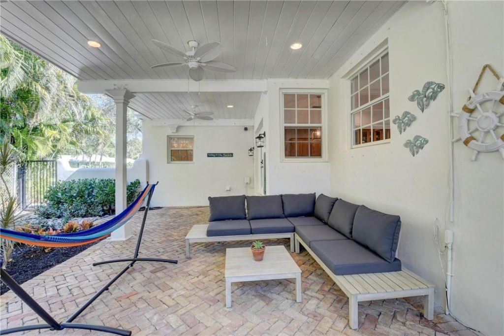 302 NW 11th Street, Delray Beach, FL 33444 Photo