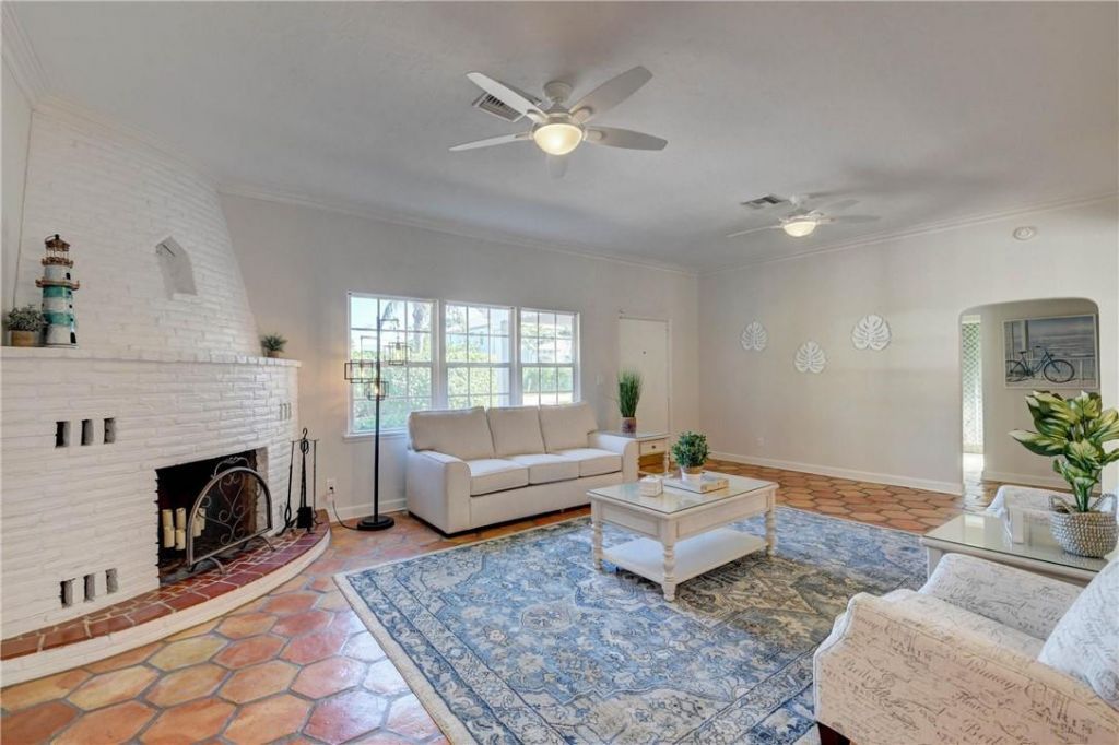 302 NW 11th Street, Delray Beach, FL 33444 Photo