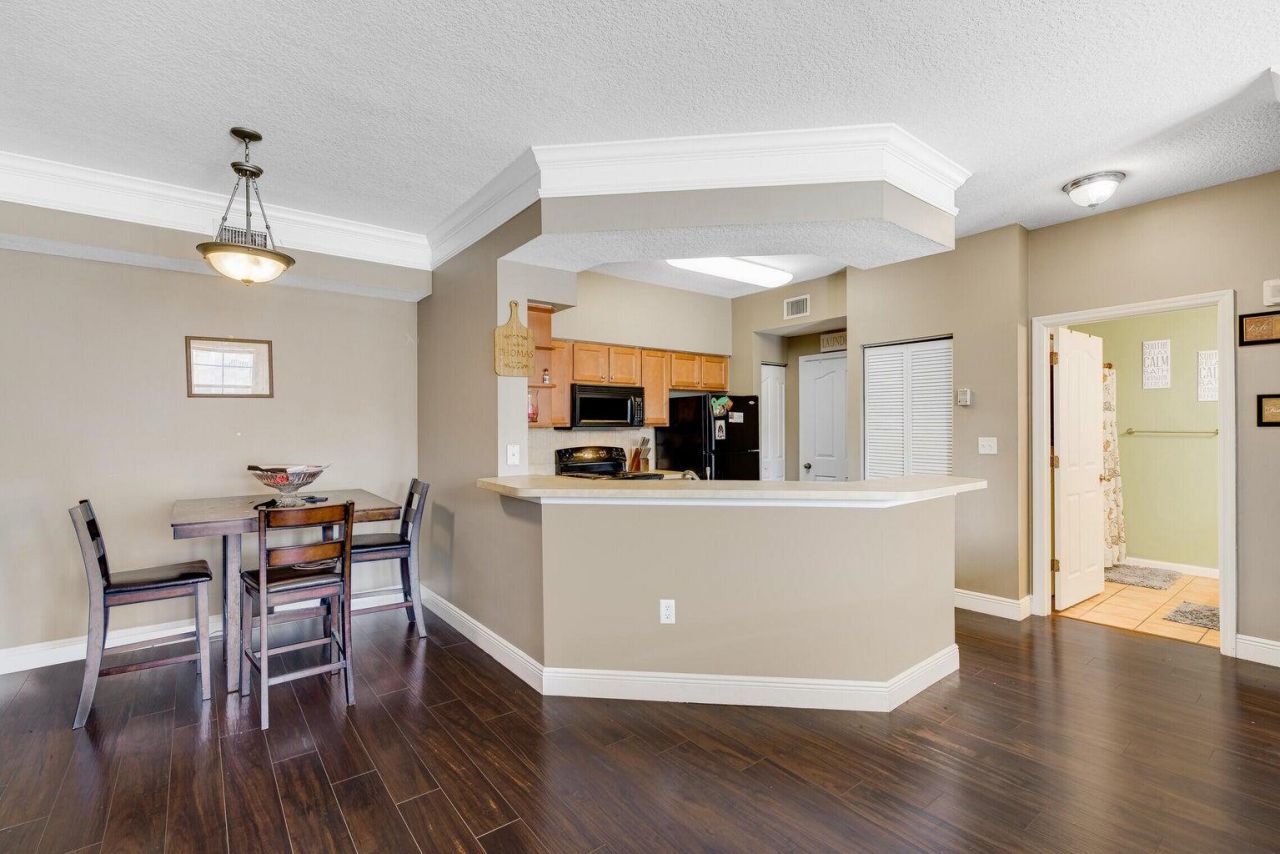9845 Baywinds Drive, Unit 6206, West Palm Beach, FL 33411 Photo