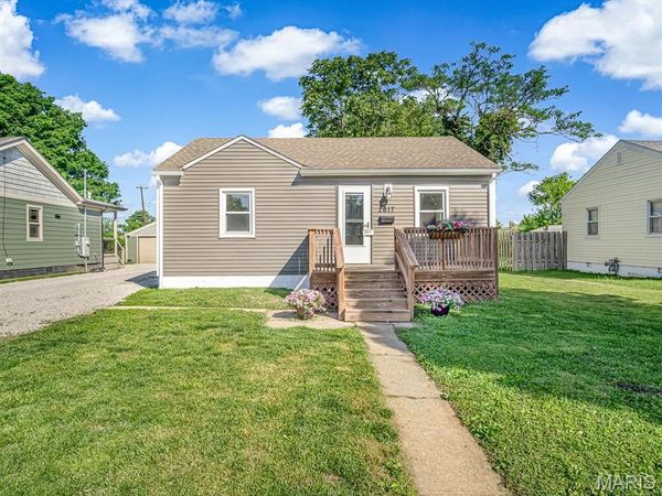 2617 Center Street, Granite City, IL 62040