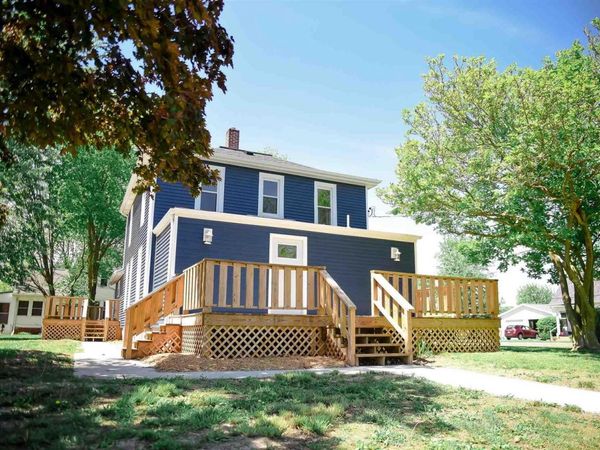 113 W 4th , Golden, IL 62339