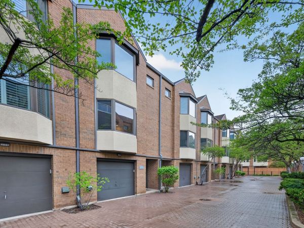 2011 N Halsted Street, Unit 34, Chicago, IL 60614