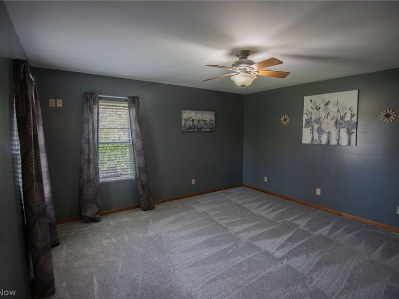 215 N Turner Road, Austintown, OH 44515 Photo 12