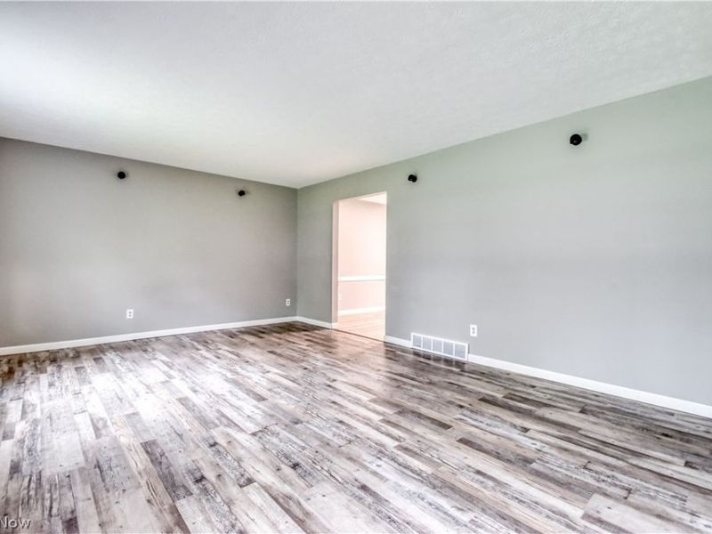 8242 Starburst Road, Mentor, OH 44060 Photo 31