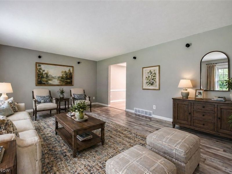 8242 Starburst Road, Mentor, OH 44060 Photo 7