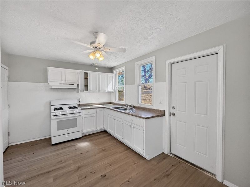 1850 E 32nd Street, Lorain, OH 44055 Photo 16