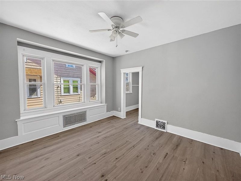 1850 E 32nd Street, Lorain, OH 44055 Photo 3