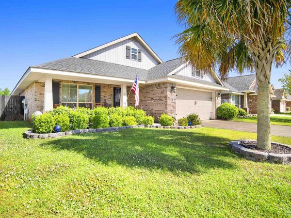 1716 Arcadia Dr, Foley, AL 36535