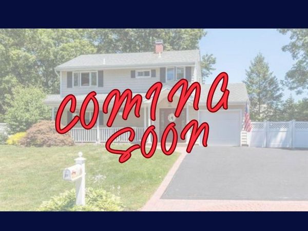 37 Marc Drive, Ridge, NY 11961