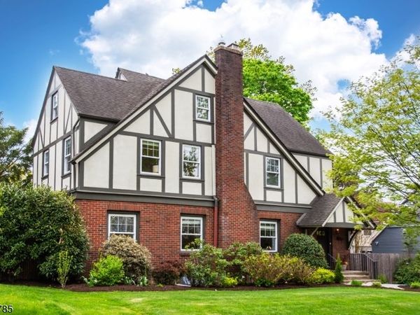 90 Gates Ave, Montclair, NJ 07042