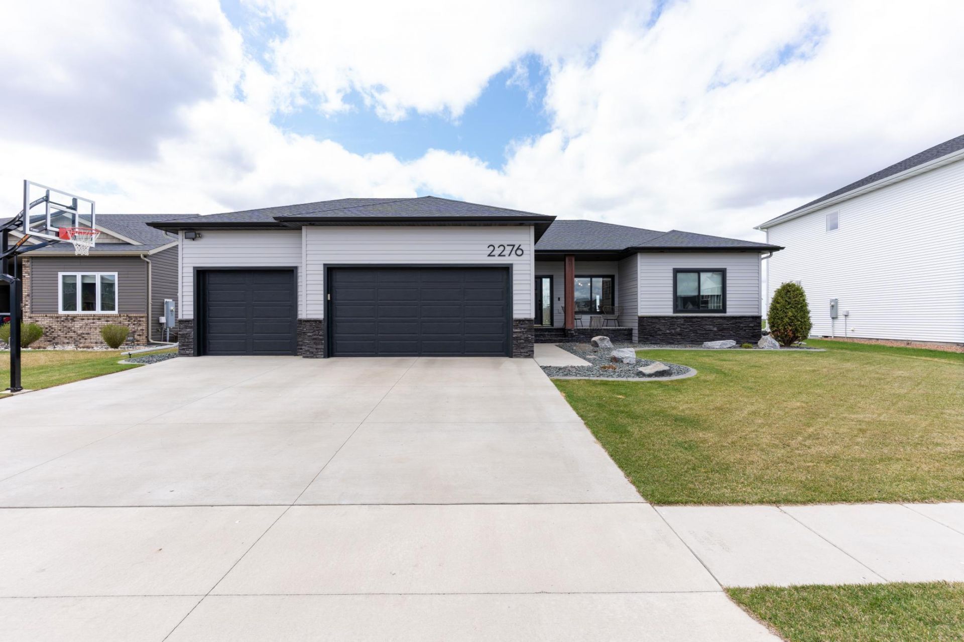 2276 14th Street W, West Fargo, ND 58078 Main Photo