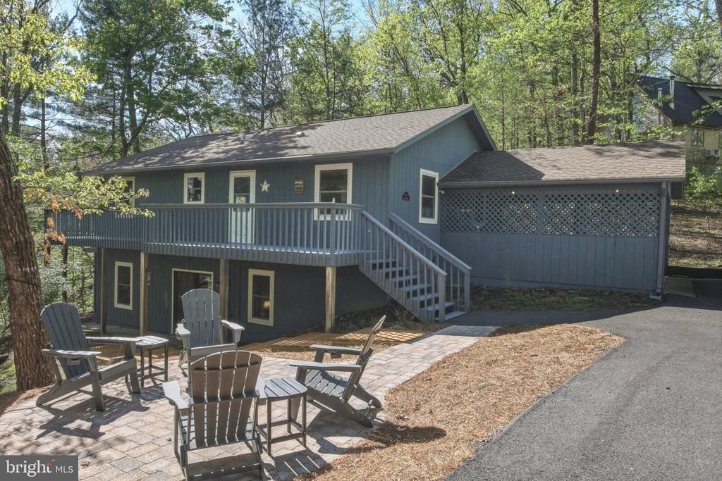 85 Pickett, Basye, VA 22810 Main Photo