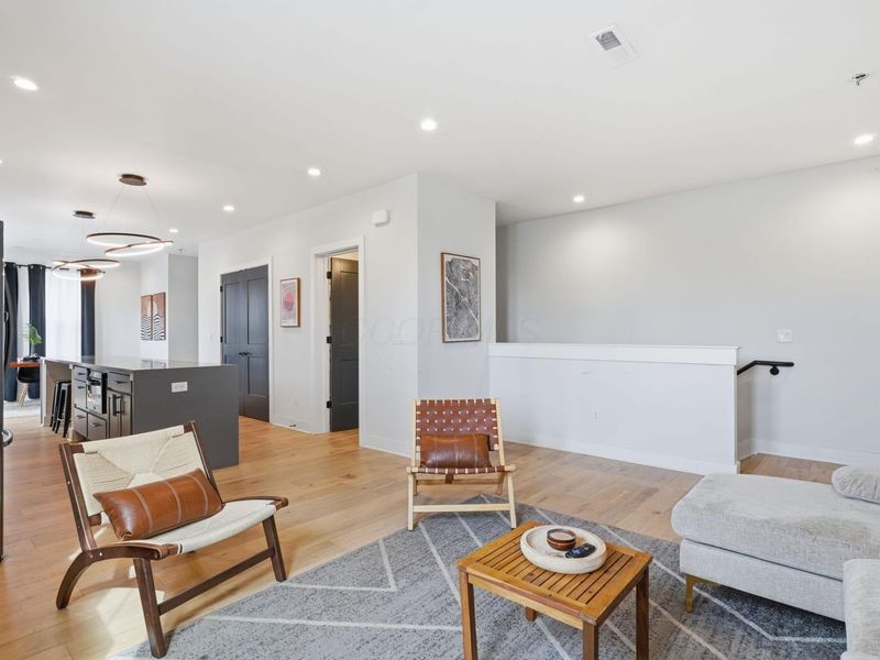 160 Wilson Avenue , Columbus, OH 43205 Photo 19