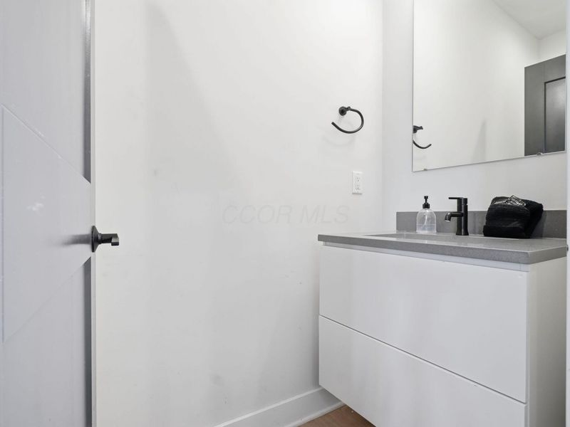 160 Wilson Avenue , Columbus, OH 43205 Photo 27