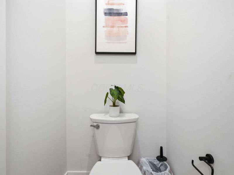 160 Wilson Avenue , Columbus, OH 43205 Photo 28