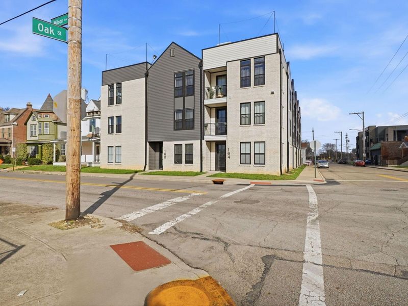 160 Wilson Avenue , Columbus, OH 43205 Photo 3