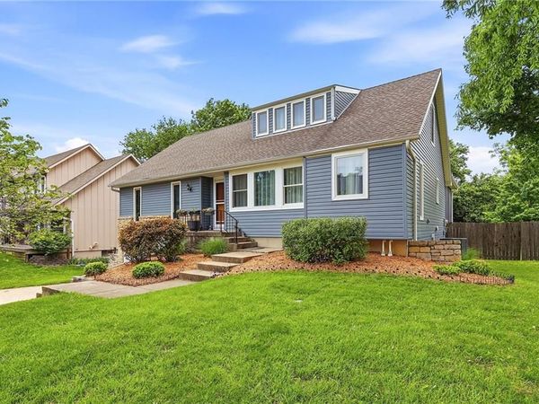 10283 Haskins Street, Lenexa, KS 66215