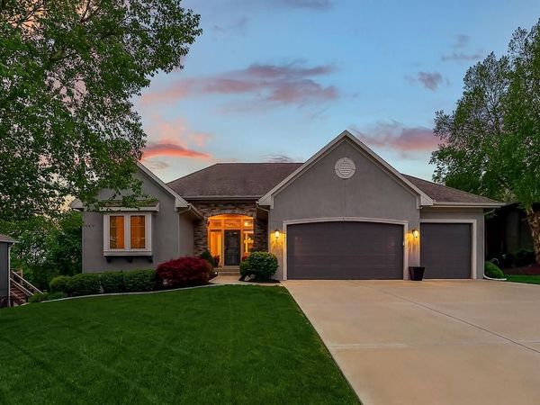 20507 W 80th Street, Shawnee, KS 66218