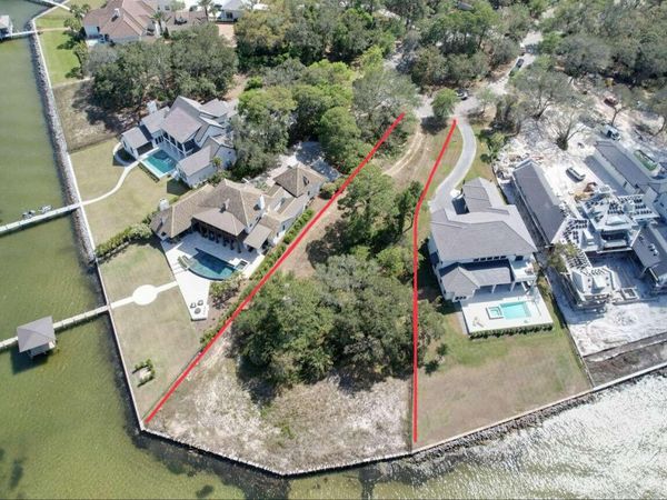 4152 Belcourt Drive, Destin, FL 32541