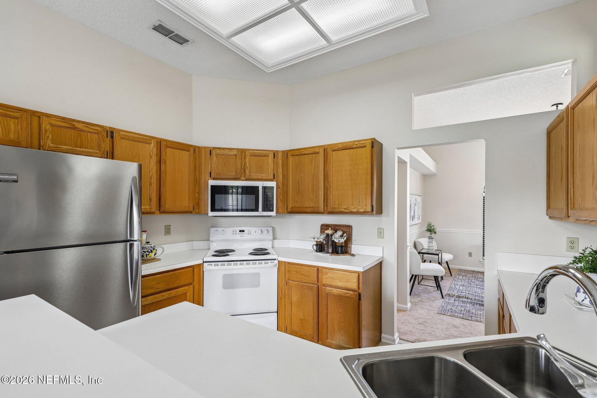 8869 Country Bend Circle, Jacksonville, FL 32244 Photo