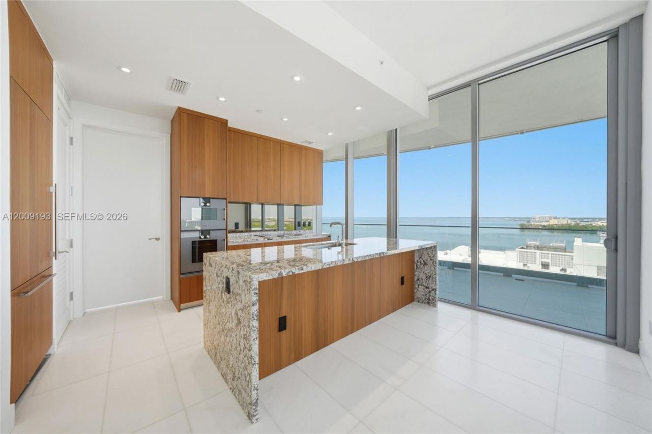 175 SE 25th Rd , Unit 1403, Miami, FL 33129 Photo