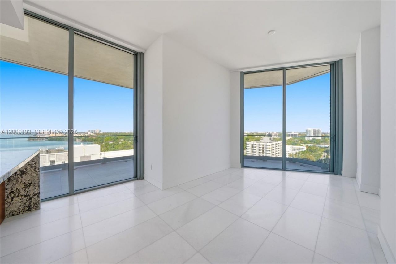 175 SE 25th Rd , Unit 1403, Miami, FL 33129 Photo