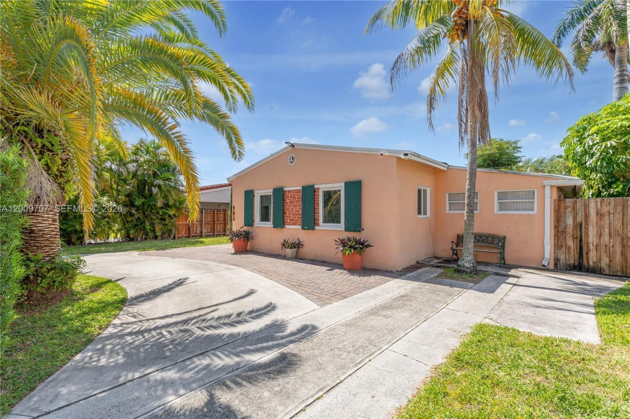 906 NE 5th St , Hallandale Beach, FL 33009 Photo