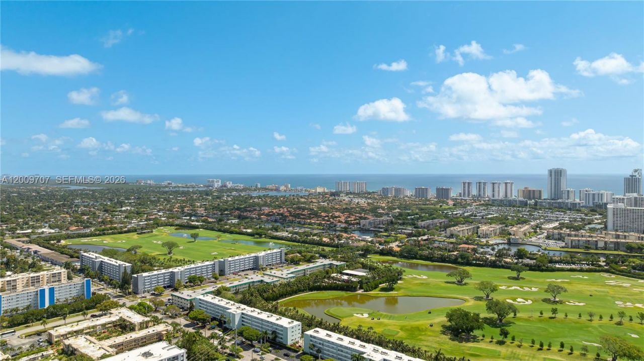 906 NE 5th St , Hallandale Beach, FL 33009 Photo