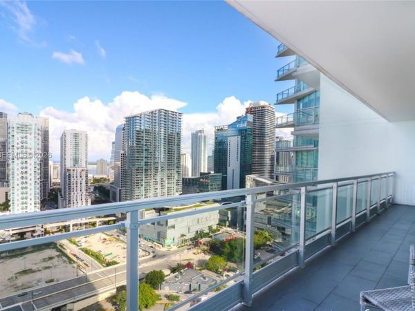 92 SW 3rd St , Unit 3211, Miami, FL 33130