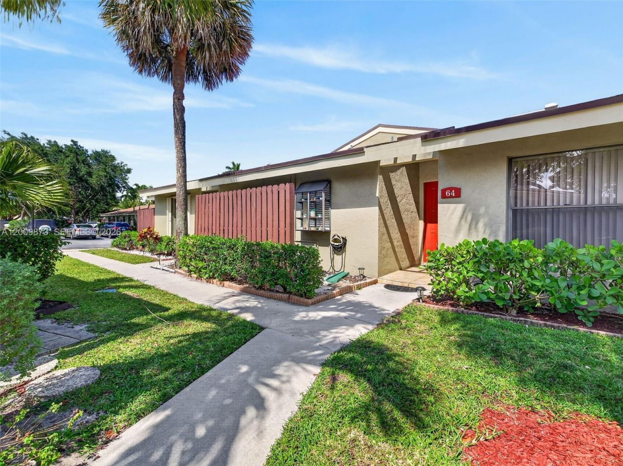 64 Meadows Dr , Boynton Beach, FL 33436 Photo