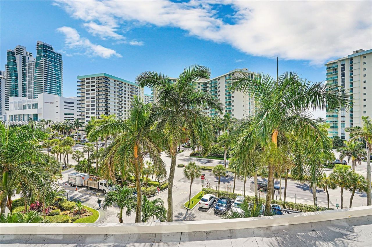3800 S Ocean Dr, Unit 414, Hollywood, FL 33019 Photo