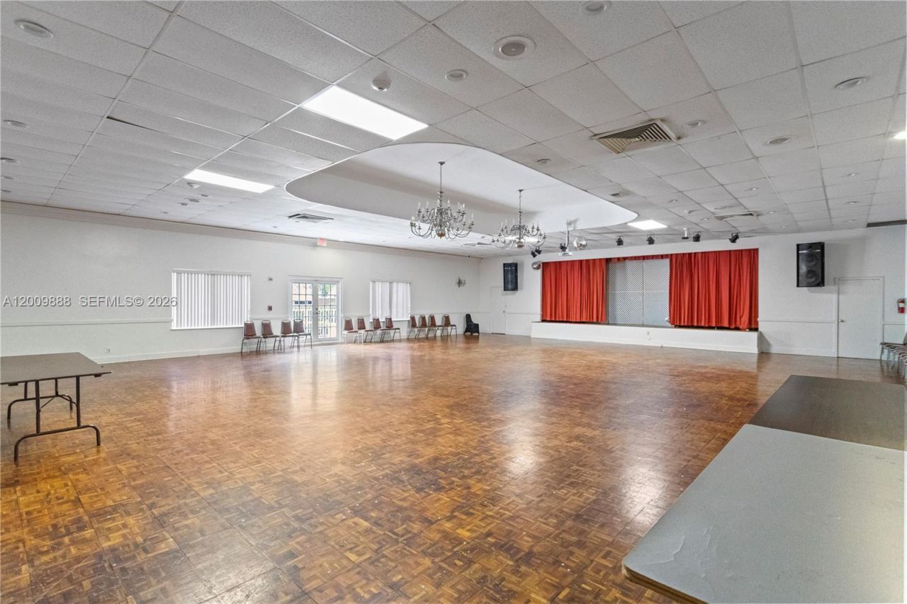 3800 S Ocean Dr, Unit 414, Hollywood, FL 33019 Photo