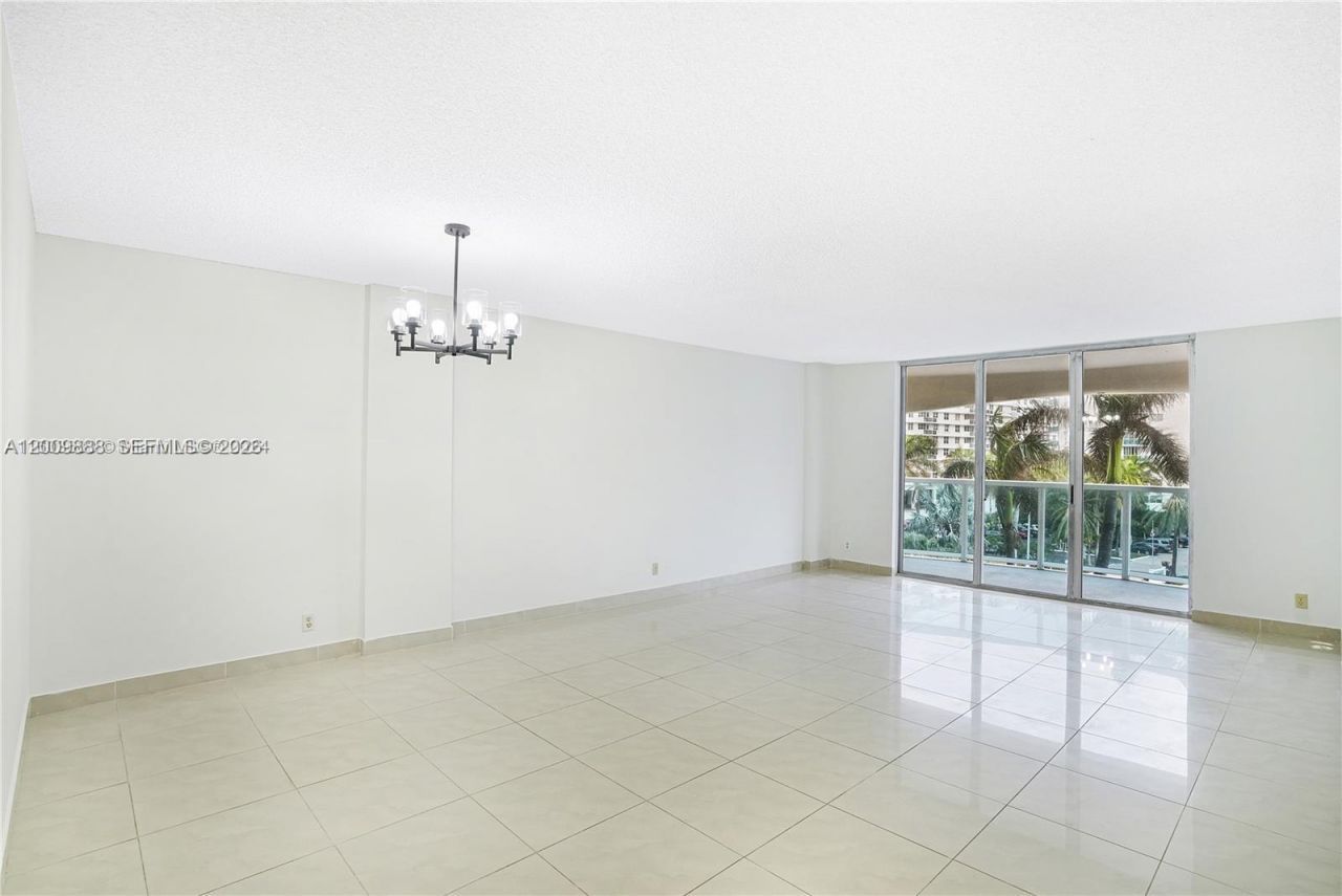 3800 S Ocean Dr, Unit 414, Hollywood, FL 33019 Photo