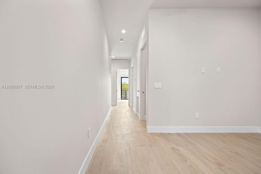 1137 NE 11th Ave, Fort Lauderdale, FL 33301 Photo