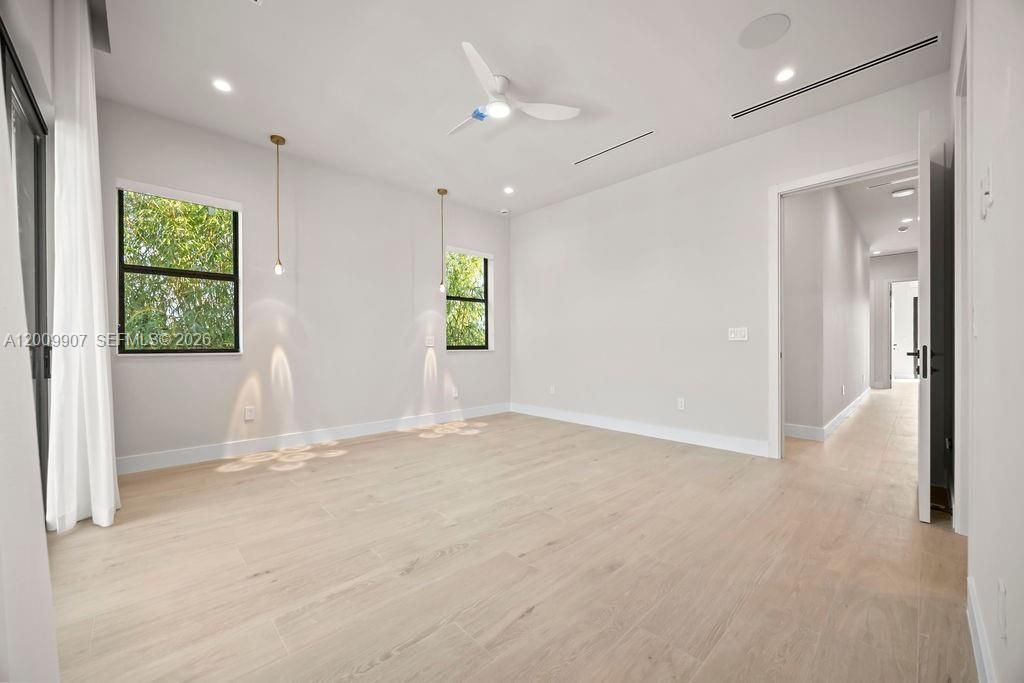 1137 NE 11th Ave, Fort Lauderdale, FL 33301 Photo