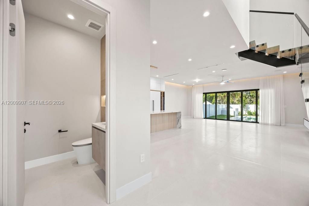 1137 NE 11th Ave, Fort Lauderdale, FL 33301 Photo