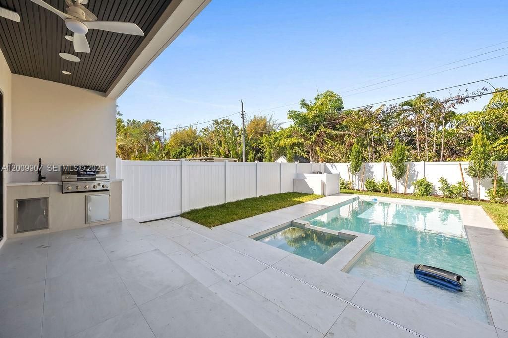 1137 NE 11th Ave, Fort Lauderdale, FL 33301 Photo