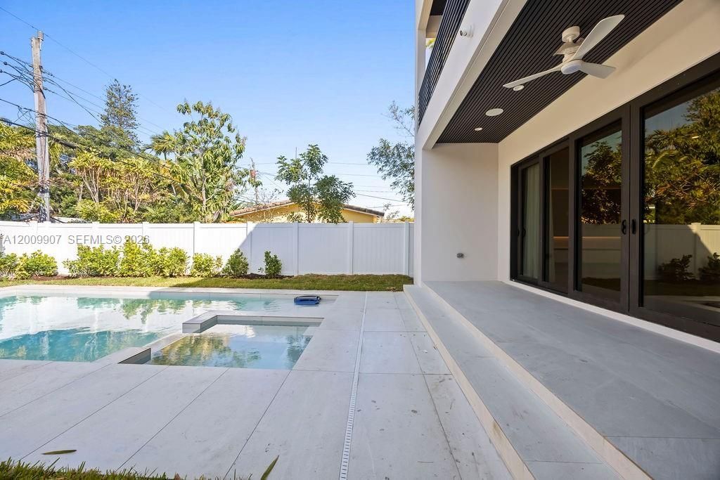 1137 NE 11th Ave, Fort Lauderdale, FL 33301 Photo