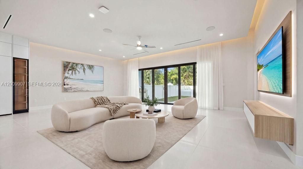 1137 NE 11th Ave, Fort Lauderdale, FL 33301 Photo