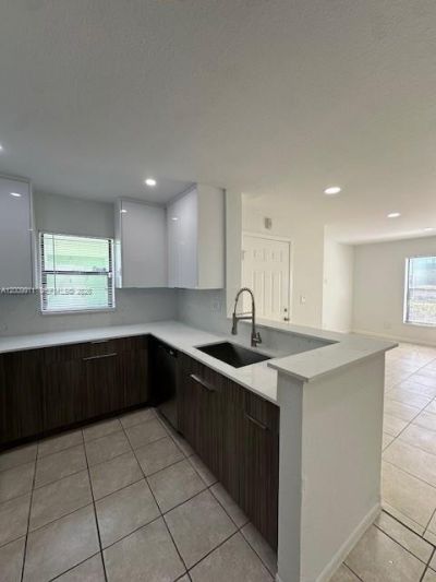 4032 NW 87th Ave , Sunrise, FL 33351 Photo
