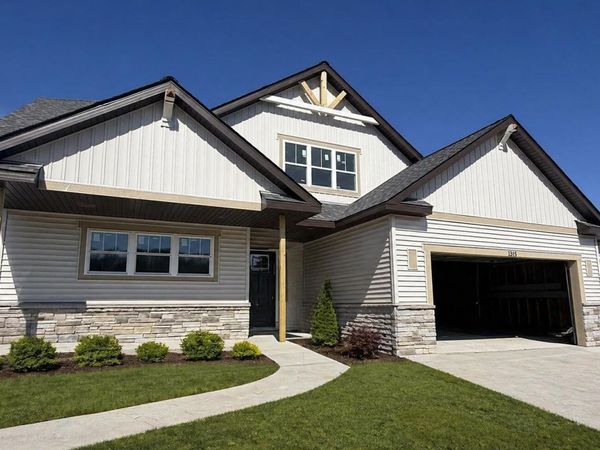 1315 Peony Pl, Fort Atkinson, WI 53538