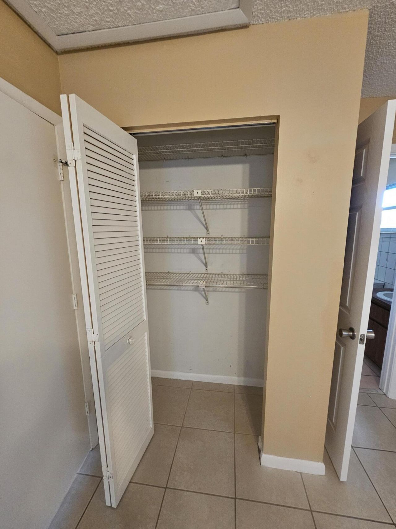 903 NW Spruce Ridge Drive, Unit #4, Stuart, FL 34994 Photo